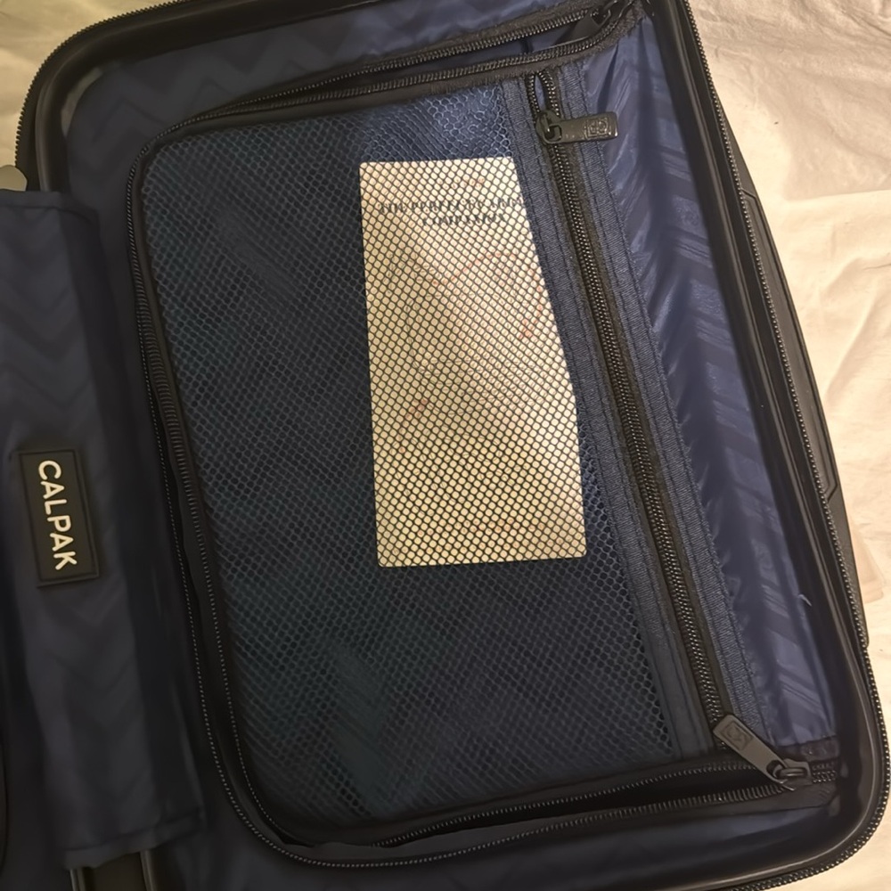 Calpak vanity case midnight Marble - Picture 8 of 10